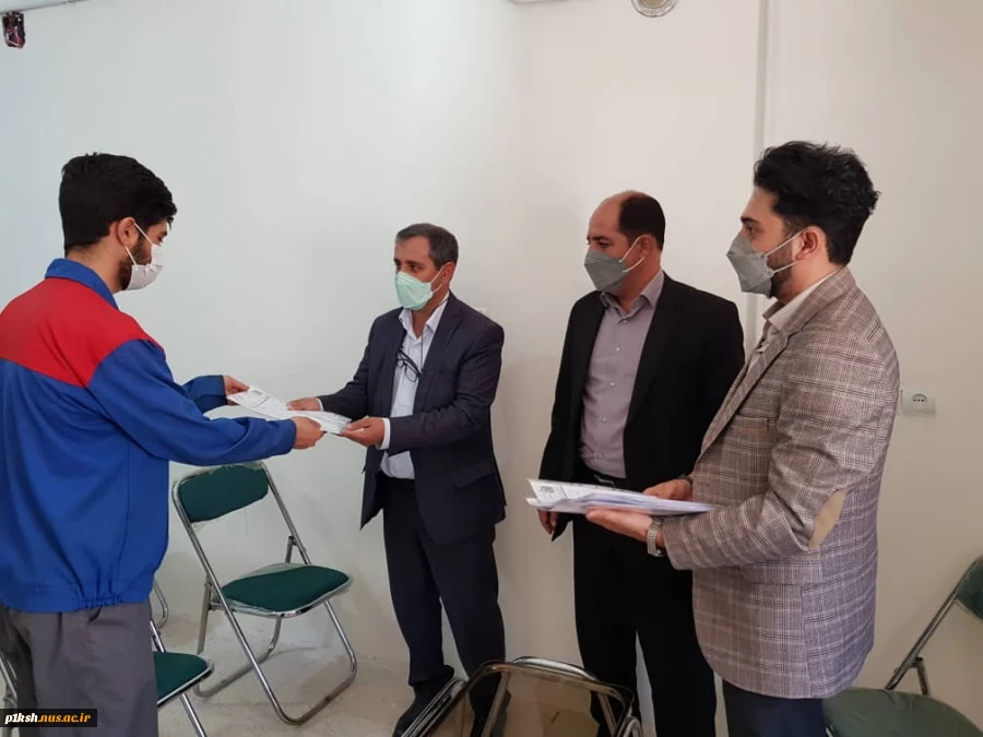بازدید ریاست دانشگاه فنی و حرفه ای استان کرمانشاه از شرکت فنی و مهندسی مبتکران علم غرب
 2