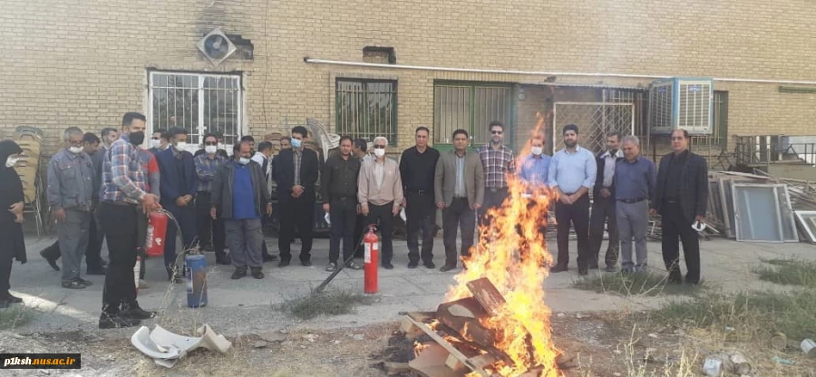 برگزاری مانور اطفاء حریق در آموزشکده شماره 1 کرمانشاه 2