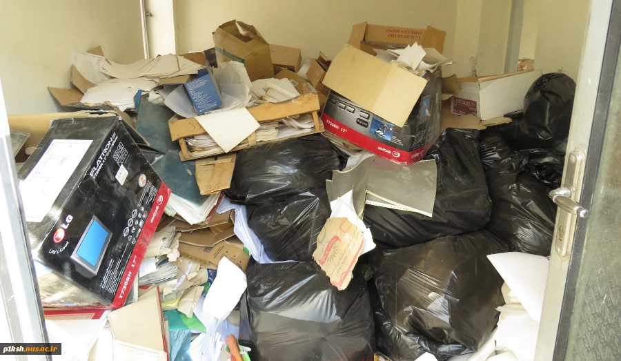 امحا کردن اوراق باطله و قدیمی آموزشکده فنی و حرفه ای شماره یک کرمانشاه 2