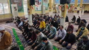 غبار رویی و گلباران مزار مطهر شهدا به مناسبت گرامیداشت 22 بهمن ماه توسط کارکنان دانشگاه فنی استان کرمانشاه 8