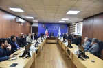 نشست صمیمی رئیس دانشگاه فنی و حرفه‌ای کشور با نمایندگان ایثارگران دانشگاه 3