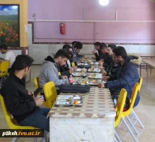 به مناسبت گرامیداشت روز دانشجو برگزار شد:
برپایی ایستگاه صلواتی و برگزاری مسابقات ورزشی در آموزشکده شماره 1 کرمانشاه 8