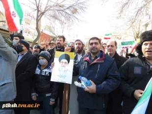 حضور پر شور کارکنان،اساتید و دانشجویان دانشگاه فنی و حرفه ای استان کرمانشاه در راهپیمایی یوم الله 22 بهمن 1401 8