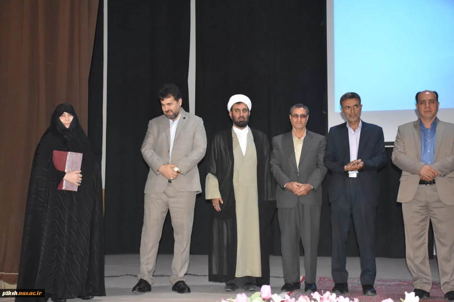 همزمان با هفته وحدت و میلادپیامبر(ص)صورت گرفت:
تقدیر از اساتید و کارکنان بازنشسته دانشگاه فنی و حرفه ای استان کرمانشاه 2