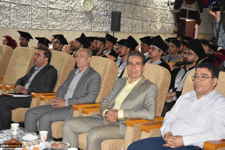برای اولین بار در دانشگاه فنی و حرفه ای کرمانشاه برگزارشد:
جشن بزرگ فارغ التحصیلی سال ۱۴۰۲ 14