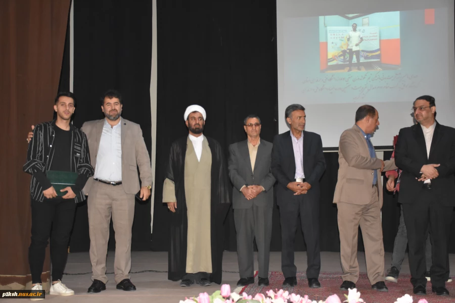 برای اولین بار در دانشگاه فنی و حرفه ای کرمانشاه برگزارشد:
جشن بزرگ فارغ التحصیلی سال ۱۴۰۲ 14