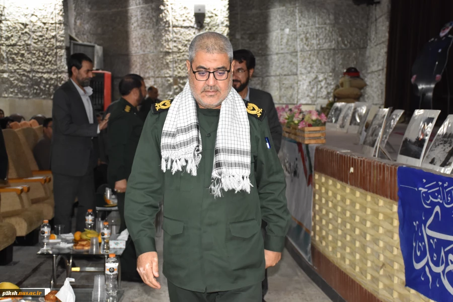 همزمان با سراسر کشور:
تجلیل از ایثارگران گرانقدر دانشگاه فنی و حرفه‌ای 8
