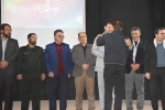 همزمان با سراسر کشور:
تجلیل از ایثارگران گرانقدر دانشگاه فنی و حرفه‌ای 11