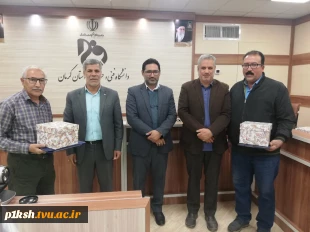 برای نخستین‌بار همزمان در 31 واحد استانی دانشگاه فنی و حرفه‌ای صورت گرفت؛
آیین تجلیل از ایثارگران معزز دانشگاه فنی و حرفه‌ای سراسر کشور 8