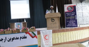 به مناسبت روز دانشجو برگزارگردید:
 مراسم پیوند هلال احمر و دانشگاه 6