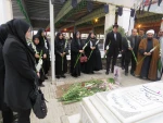 همزمان با سالروز پیروزی شکوهمند انقلاب اسلامی:
عطر افشانی و گلباران گلزار شهیدان کرمانشاه 2