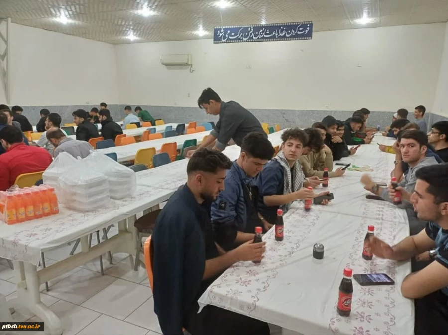 بازدید کاروان دانشجویان دانشگاه فنی و حرفه‌ای استان کرمانشاه از مناطق عملیاتی جنوب 
 6