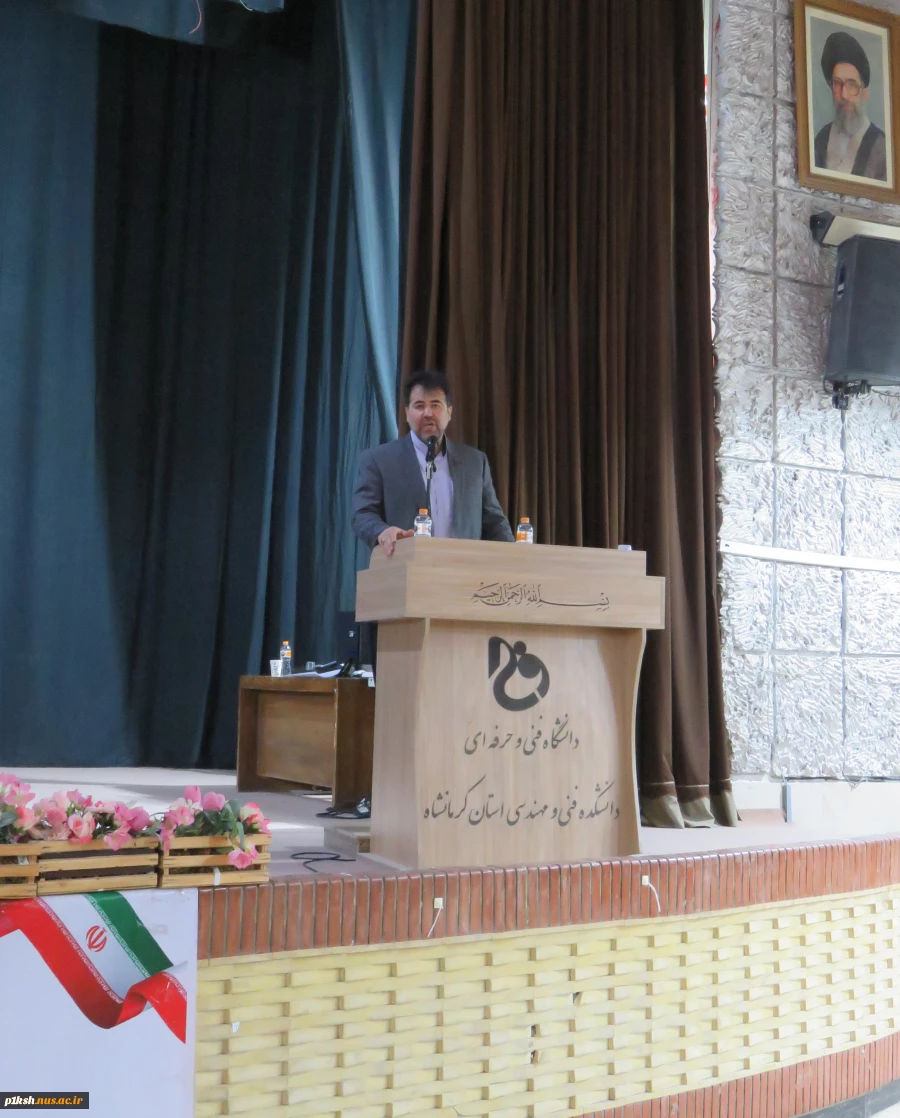 جشن بزرگ نیمه شعبان و بصیرت افزایی و شور نشاط انتخاباتی در دانشگاه فنی و حرفه ای استان کرمانشاه برگزار شد. 3