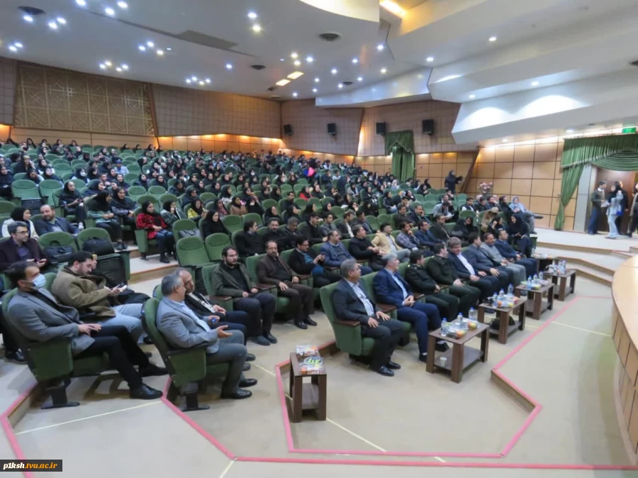 اولین استارتاپ مشترک تکنولایف با همت مرکز رشددانشگاه فنی و حرفه ای استان کرمانشاه و دانشگاه آزاد اسلامی برگزار شد
 2