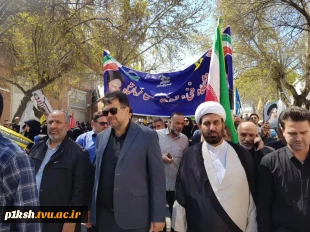 حضور پرشور دانشگاهیان دانشگاه فنی و حرفه ای استان کرمانشاه در راهپیمایی روز جهانی قدس
 14