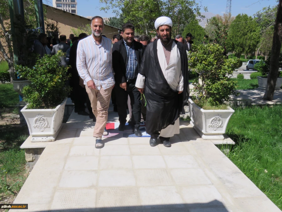 اجتماع دانشگاهیان دانشگاه فنی و حرفه ای استان کرمانشاه در حمایت از اقدام تنبیهی سپاه پاسداران انقلاب اسلامی علیه رژیم صهیونیستی
 4