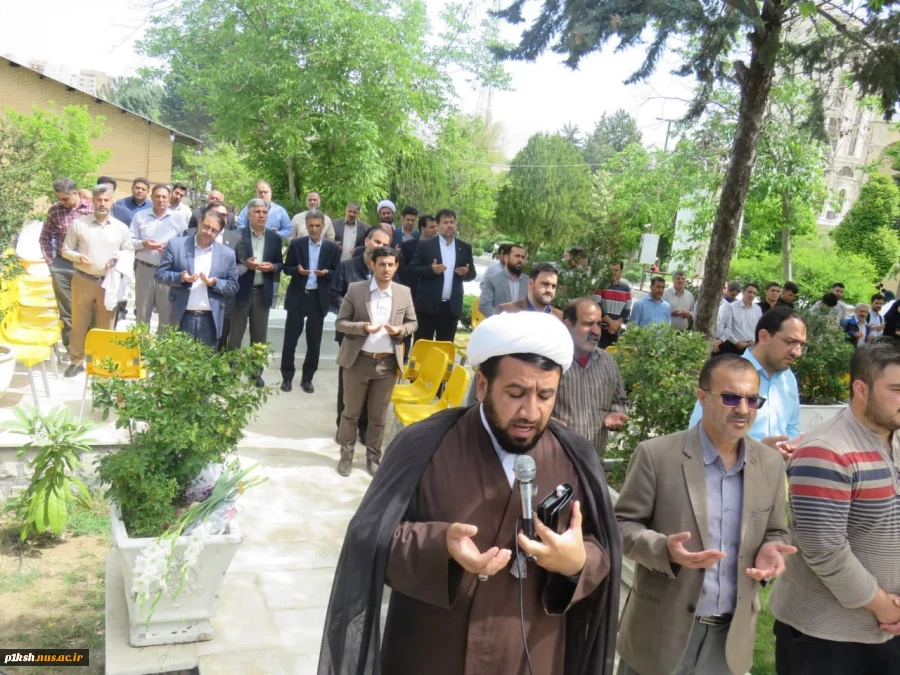 مراسم غبار روبی و عطر افشانی مزار شهید گمنام دانشگاه فنی و حرفه ای استان کرمانشاه
 6