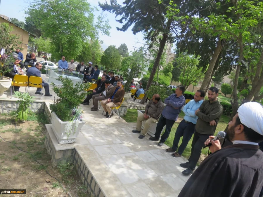مراسم غبار روبی و عطر افشانی مزار شهید گمنام دانشگاه فنی و حرفه ای استان کرمانشاه
 11