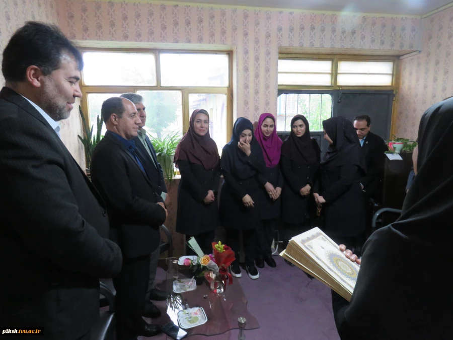 . به مناسبت گرامیداشت سالروز معلم انجام شد 3