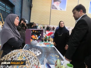بازدید ریاست دانشگاه فنی حرفه ای استان کرمانشاه از نمایشگاه دستاورد و تولیدات هنرستانهای استان 6