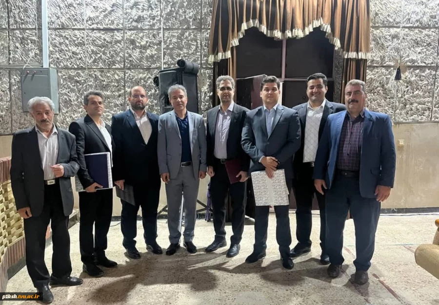 به مناسبت سالروز شهادت استاد شهید مرتضی مطهری، مراسم بزرگداشت هفته آموزش و روز معلم و استاد، در دانشگاه فنی و حرفه ای استان کرمانشاه برگزار شد: 18