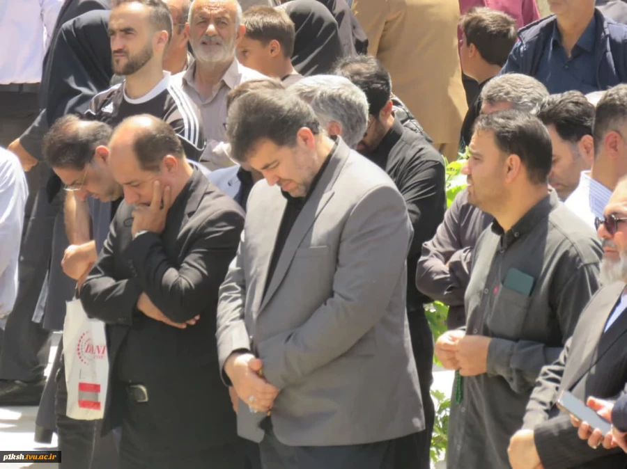 حضور خانواده بزرگ دانشگاه فنی و حرفه ای استان کرمانشاه در اجتماع عزاداران رئیس جمهور شهید
 2