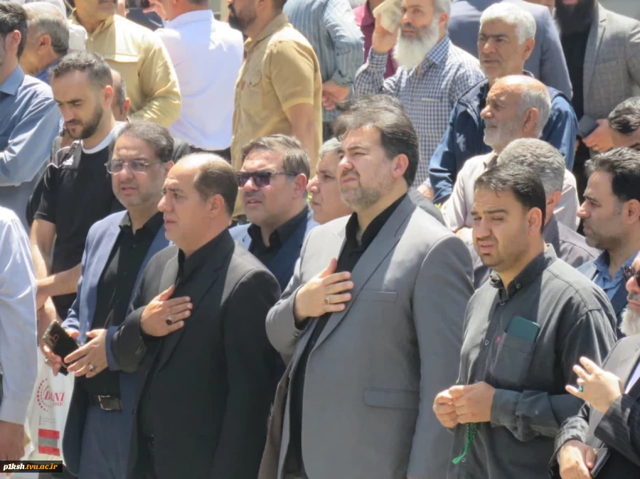 حضور خانواده بزرگ دانشگاه فنی و حرفه ای استان کرمانشاه در اجتماع عزاداران رئیس جمهور شهید
 3