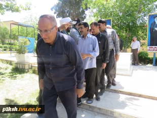 مزین به نام کاروان یاران شهدای خدمت:
اعزام اساتید و کارکنان دانشگاه فنی و حرفه ای واحد استان کرمانشاه به مرقد حضرت امام خمینی (ره) 10