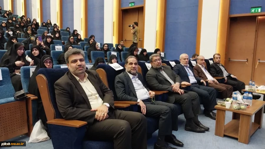 حضور ریاست، معاونین و مدیران و جمعی از اساتید بسیجی دانشگاه فنی و حرفه‌ای در آیین گرامی‌داشت روز ملی بسیج اساتید
 2