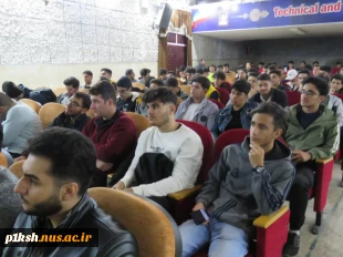 برگزاری جلسه توجیهی دانشجویان نوورود در دانشگاه ملی مهارت استان
 3