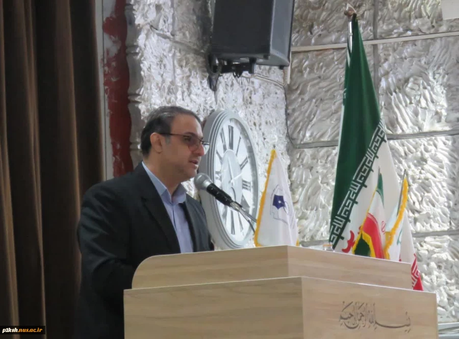 برگزاری جلسه توجیهی دانشجویان نوورود در دانشگاه ملی مهارت استان
 7