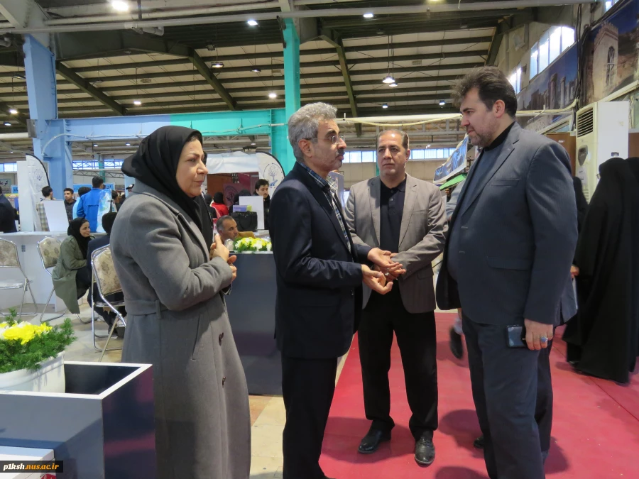 بازدید ریاست دانشگاه ملی مهارت واحد استان کرمانشاه از نمایشگاه هفته پژوهش 15