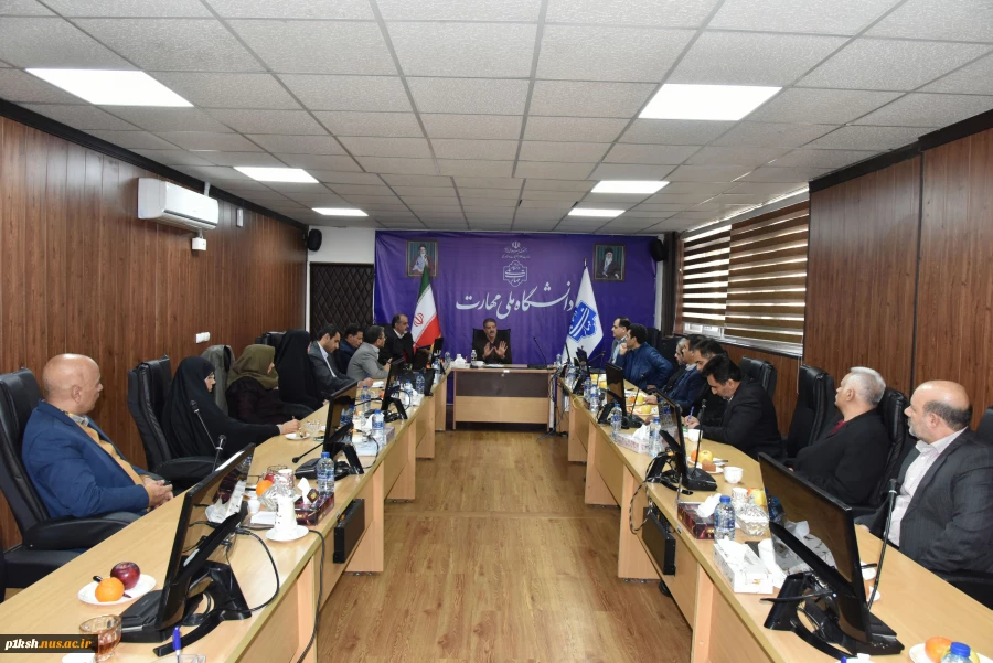 در راستای تکریم استادان بازنشسته دانشگاه‌؛
نشست سرپرست دانشگاه ملی مهارت با جمعی از استادان بازنشسته دانشگاه ملی مهارت 2