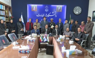 برگزاری محفل شعر خوانی به مناسبت مبعث حضرت رسول(ص) در دانشگاه ملی مهارت استان کرمانشاه 2