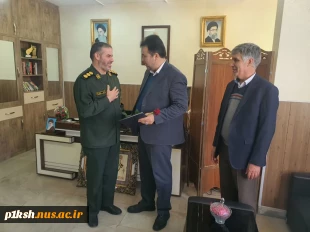 به مناسبت میلاد امام حسین (ع) و روز پاسدار انجام شد:
دیدار ریاست و مسئولین دانشگاه ملی مهارت استان با اعضای بسیج اساتید
 3