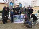 توسط رئیس دانشگاه ملی مهارت استان کرمانشاه انجام شد
کاشت نهال در محوطه دانشگاه ملی مهارت استان 
 6