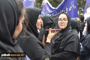 حضور پر شور کارکنان، اساتید و دانشجویان دانشگاه ملی مهارت استان کرمانشاه در مراسم استقبال از سفر رئیس جمهور 4