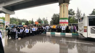 حضور پر شور کارکنان، اساتید و دانشجویان دانشگاه ملی مهارت استان کرمانشاه در مراسم استقبال از سفر رئیس جمهور 12