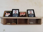 حضور مسئولین دانشگاه ملی مهارت استان کرمانشاه در منزل شهید سروان پاسدار احسان محمدی طهنه دانش آموخته دانشگاه ملی مهارت استان 4
