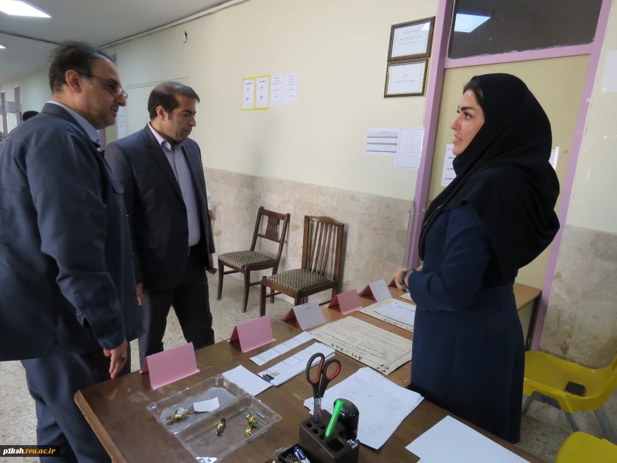بازدید رئیس دانشگاه ملی مهارت استان کرمانشاه از حوزه برگزاری آزمون پایان نیسمال 5