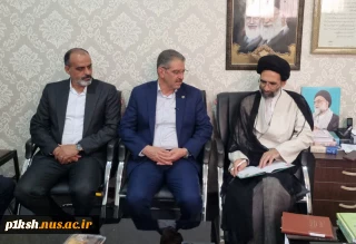 رئیس دانشگاه ملی مهارت در دیدار با امام جمعه کاشان:
تربیت تکنیسین ماهر و مهندس حرفه‌ای مأموریت ویژه دانشگاه ملی مهارت است