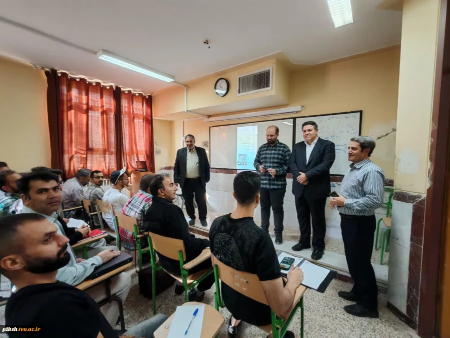 بازدید نظارتی معاونت آموزشی و پژوهشی از آموزشکده پسران شماره یک 3