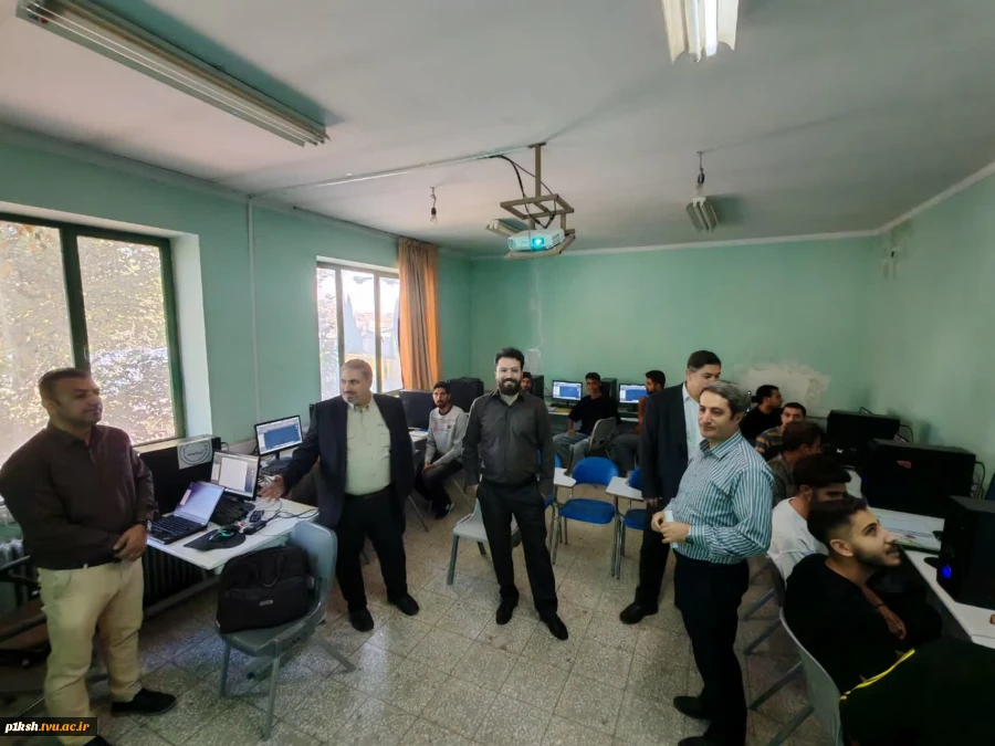 بازدید نظارتی معاونت آموزشی و پژوهشی از آموزشکده پسران شماره یک 5