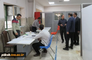 بازدید ریاست دانشگاه ملی مهارت استان از روند ثبت نام پذیرفته شدگان  6