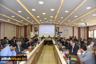 رئیس دانشگاه ملی مهارت در جمع رؤسای دانشکده‌ها و آموزشکده‌های سراسر کشور:
حیات دانشگاه و ارکان آن در گرو ضوابط، مقررات و قوانین است/ هیئت امنا مجلس قانون‌گذاری دانشگاه است/ سیاست دانشگاه تربیت نیروی توانمند اشتغال‌پذیر است 3