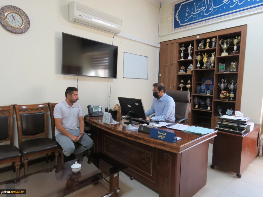 برگزاری برنامه هفتگی ملاقات عمومی دکتر شاپور ابراهیمی سرپرست دانشگاه ملی مهارت استان کرمانشاه 4