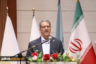 رئیس دانشگاه ملی مهارت در آیین افتتاحیه سومین همایش ملی مهارت‌افزایی، هدایت شغلی و صلاحیت حرفه‌ای در آموزش عالی کشور:
جامعه امروز نیازمند تبدیل دانش به توانایی است/ ناترازی بین مدرک و مهارت چالشی مهم در کشور است و چاره آن تربیت تکنیسین‌ توانمند است