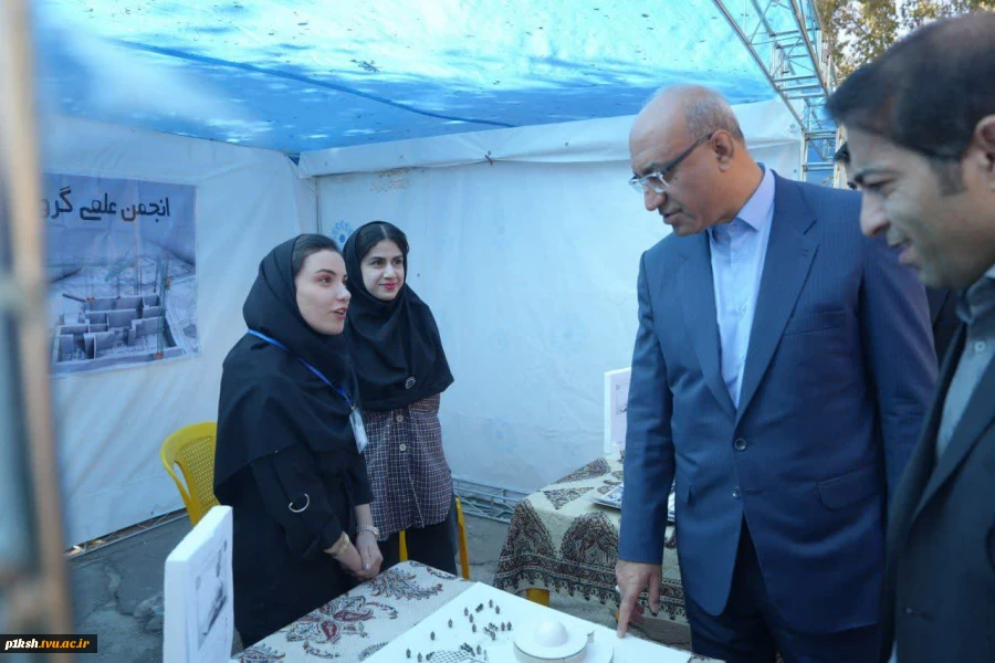 استاندار کرمانشاه در آیین استقبال از دانشجویان نوورود دانشگاه ملی مهارت واحد استان کرمانشاه: 
 حرکت دانشگاه‌ها به سمت کارآفرینی، نیاز امروز کشور است 8