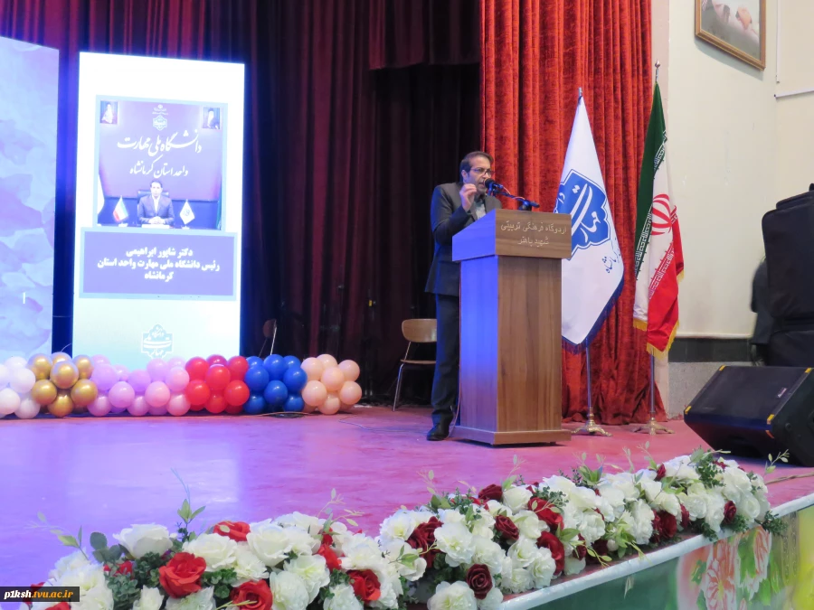 ریاست دانشگاه ملی مهارت کرمانشاه:
تنها راه جبران ناترازی بین مدرک دانشگاهی و مهارت تربیت تکنسین ماهر و کارآفرین است 2