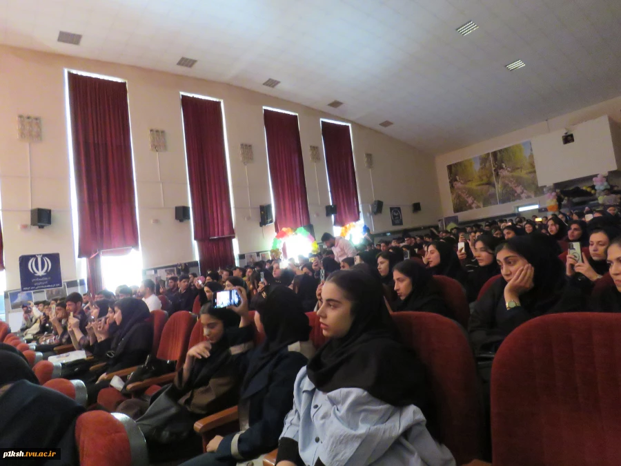 برای اولین بار از زمان تاسیس دانشگاه صورت گرفت:
برگزاری اردو یک روزه و جشن استقبال از دانشجویان نو ورود دانشگاه ملی مهارت استان کرمانشاه 42